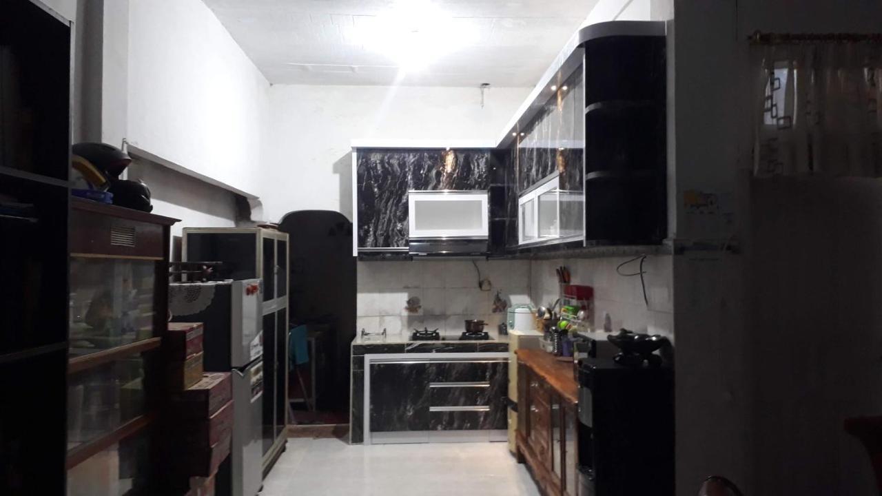 Bumimi Homestay Painan Exterior photo